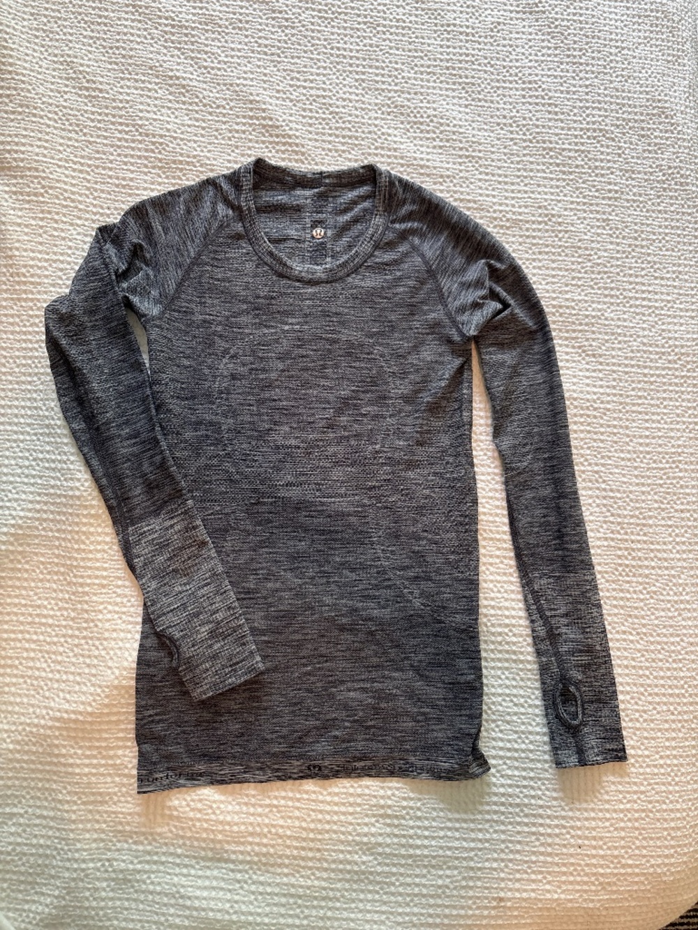 Lululemon long sleeve top